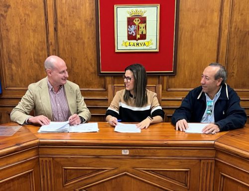 El diputado de Servicios Municipales participa en Larva en la constitución de la comisión de servicios de residuos